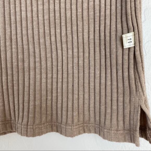 NYTT Taupe Tan Ribbed Sweater Mini Skirt Small - Picture 3 of 5